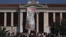 Masiva protesta antigubernamental en Grecia por accidente con 57 muertos
