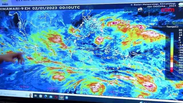 BMKG Prediksi Cuaca Ekstrem dan Gelombang Tinggi di Perairan Jawa