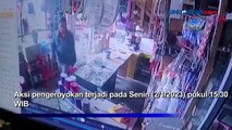 CCTV Rekam Aksi Pengeroyokan Ketua Relawan Anies Baswedan di Bukittinggi