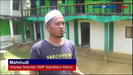 Download Video: Hujan dengan Intensitas Tinggi, Gedung Madrasah Nyaris Ambruk di Sampang