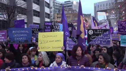 Download Video: Kadınlar Ankara'da 17. 'Feminist Gece Yürüyüşü' Eylemi Yaptı: 