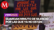 En silencio, feministas crean símbolo de paz y lucha en el Zócalo de la CDMX