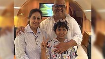 Satish Kaushik Family में कौन- कौन, Wife और Kids के बारे में सब कुछ । Boldsky