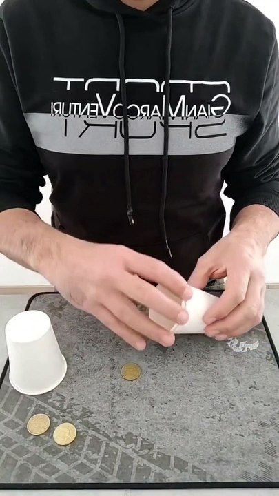 Dumenicus | Magic Trick 1