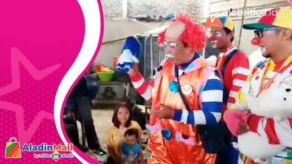 Puluhan Badut Hadir untuk Hibur Anak-Anak di Pengungsian Kebakaran Depo Plumpang