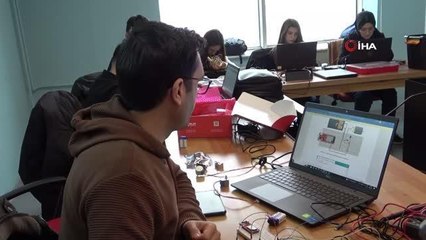 Van'da 72 öğrenci dene yap teknoloji atölyesinde eğitim görüyor