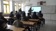 Mersin Yenişehir Belediyesi'nden Lise Öğrencilerine 'Drone' Eğitimi