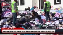 Diyarbakır'da enkaz eşyalarının arasında bulduğu ziynet eşyalarını teslim etti
