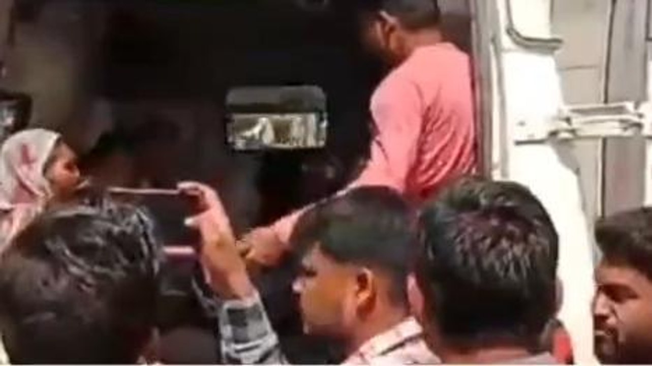 खंडवा: टाइगर हमले में घायल व्यक्ति इंदौर रैफर,इलाके में दहशत का माहौल