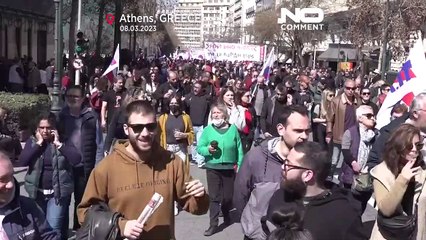 «اشک خشک اما خشم شد»؛ درگیری آتنی‌ها با پلیس یونان بر سر مرگبارترین فاجعه راه‌آهن یونان