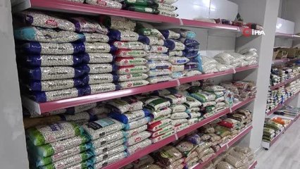 Sosyal market depremzedelere hizmet vermeye başladı