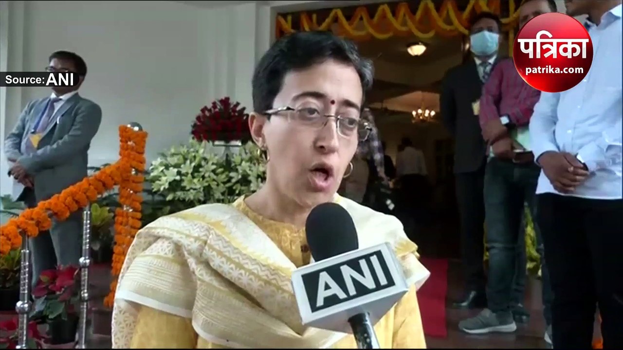 मंत्रिपद की शपथ लेने के बाद आतिशी ने मोदी सरकार पर साधा निशाना, सौरभ भारद्वाज ने बताया आगे का रोडमैप