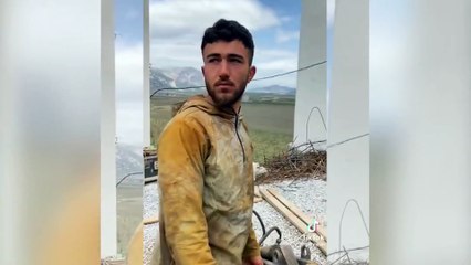 İnşaat işçilerinden Tarkan filmine yeni bir soluk! O anlar sosyal medyada gündem oldu