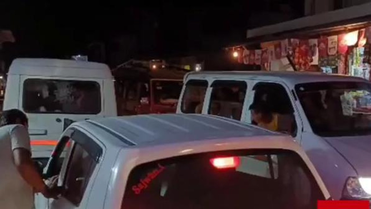 सीधी: सोनबरसा बाजार में लगे जाम से आए दिन लोग हो रहे परेशान
