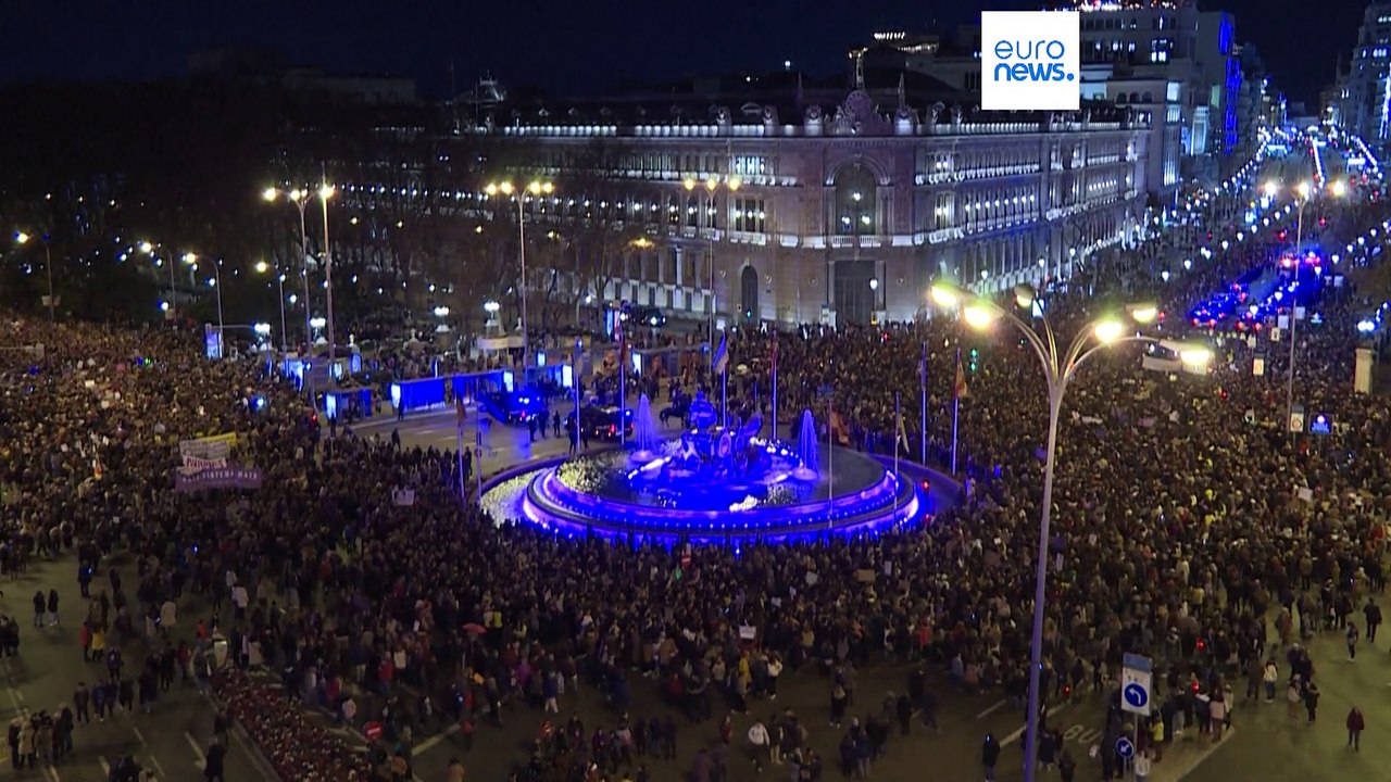 Weltfrauentag: Tausende demonstrieren für mehr Frauenrechte und gegen Gewalt
