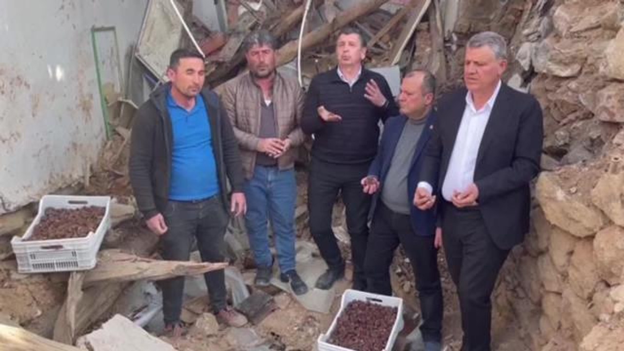 İlhami Özcan Aygun: "Enkaz Altından Çıkarılan Kayısıları CHP'li Büyükşehir Belediyeleri Alacak"