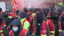 Des grévistes de la CGT coupent le courant du Stade de France et du chantier des JO