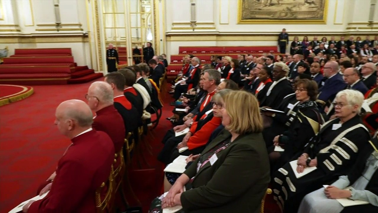 King receives Privileged Bodies at Buckingham Palace