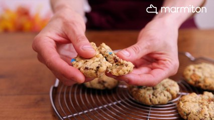Dégustez de savoureux cookies multicolors, un régal !