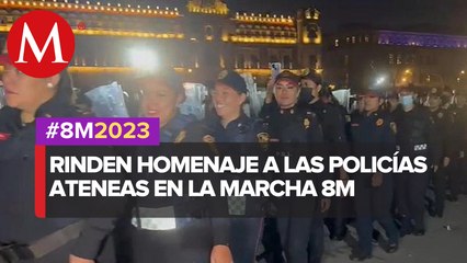 Al término de la marcha 8M, homenajearon a policías Ateneas por su labor