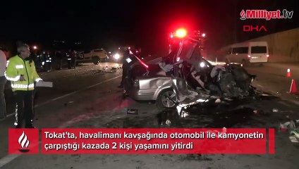 Tokat'ta karşı şeride geçen otomobil kamyonetle çarpıştı