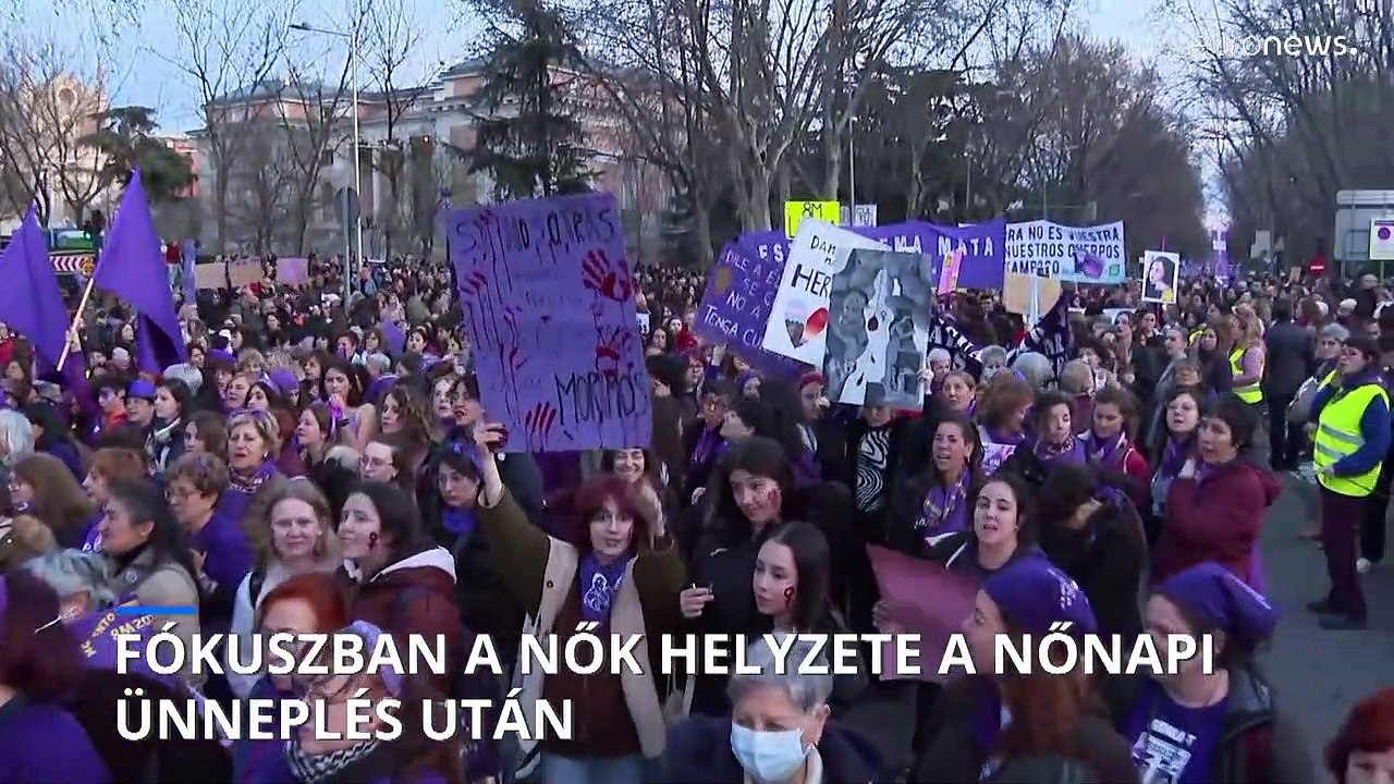 A nők ünneplése után a nők hátrányos helyzetéről szóltak a tüntetések