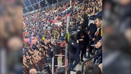Fenerbahçe taraftarına, İspanya’da polis saldırısı