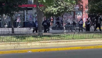 Marcha estudantil termina com repressão policial em Santiago