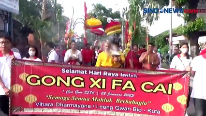 Rayakan Imlek, Ratusan Orang di Bali Lakukan Kirab Ritual Tolak Bala