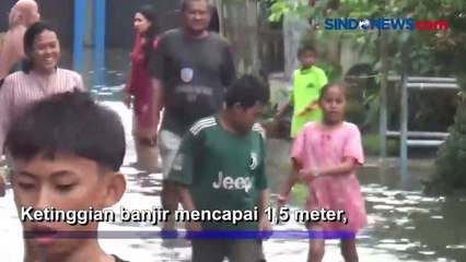 Warga di Makassar Mengungsi Banjir, Ketinggian Air Mencapai 1,5 Meter