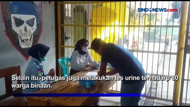 Petugas Rutan Salatiga Geledah Kamar Napi Guna Antisipasi Peredaran Narkoba