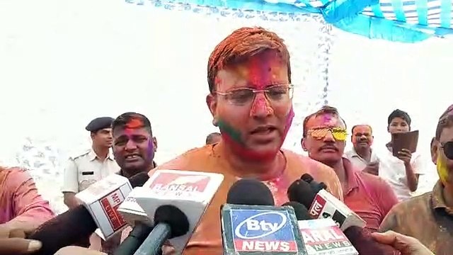 जबलपुर में पुलिस होली समारोह में आईएएस, आईपीएस का डांस वीडियो वायरल