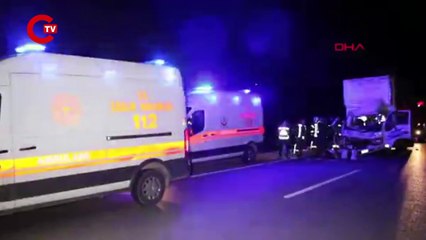 Manisa'da kamyonet, TIR'a arkadan çarptı: 1 ölü, 2 yaralı