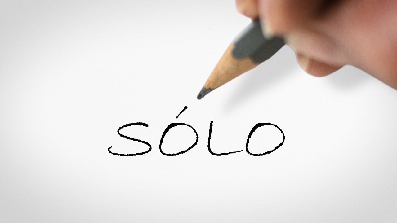 La RAE mantiene su "modificación" en la tilde de 'solo' tras un pleno "pacífico"