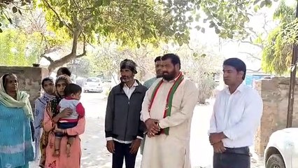सपा नेता ने मृतक के परिजनों के साथ लोनी एसीपी से मुलाकात कर ,आरोपियों की गिरफ्तारी की मांग की