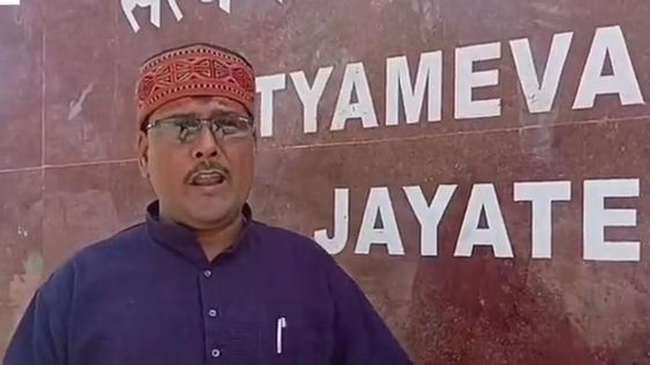 पूर्वी चंपारण: किसानों को अंग्रेजों के अत्याचार...