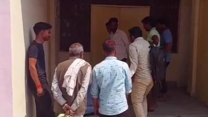 एटा: नीलगाय से टकराई बाइक, एक की मौत एक अन्य घायल