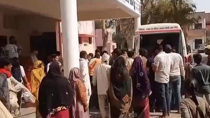 आगरा: तेज रफ्तार बाइकों की भीषण भिड़ंत, एक की मौत कई गंभीर घायल