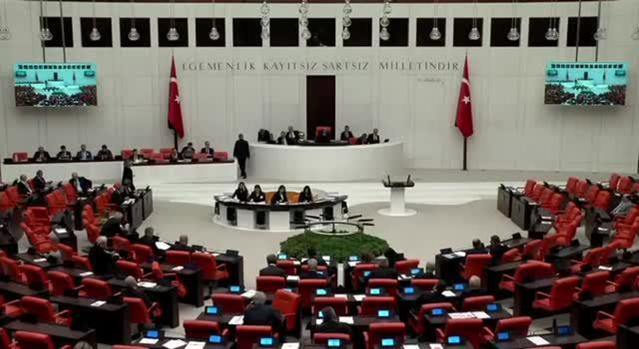 Aylin Cesur: İçişleri Bakanlığı Yetkilileri, 'Kimsesi Bulunamayan 213 Çocuk Var' Dedi. Ancak Aile Bakanlığı 79 Olarak Açıkladığı İçin Kafalar Bulanık