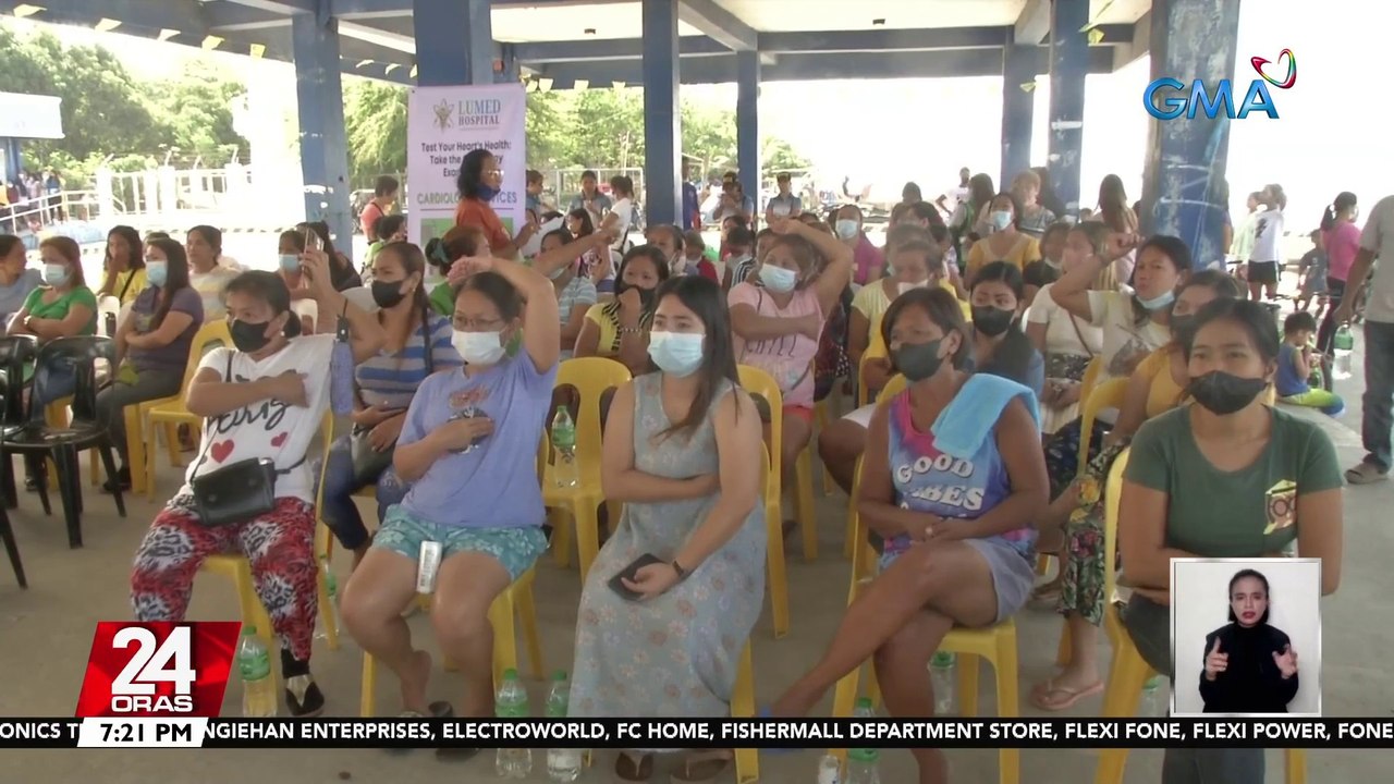 Libreng papsmear at breast examination, handog...