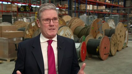 Starmer: PM needs to 'reel in' Boris Johnson's honours list