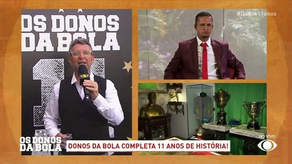 Em especial do Os Donos da Bola, Neto corta bolo e faz gol na Arena 10/03/2023 11:25:55