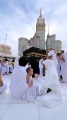 Cute baby masjid Al Haram Madina Sharif ️_HD