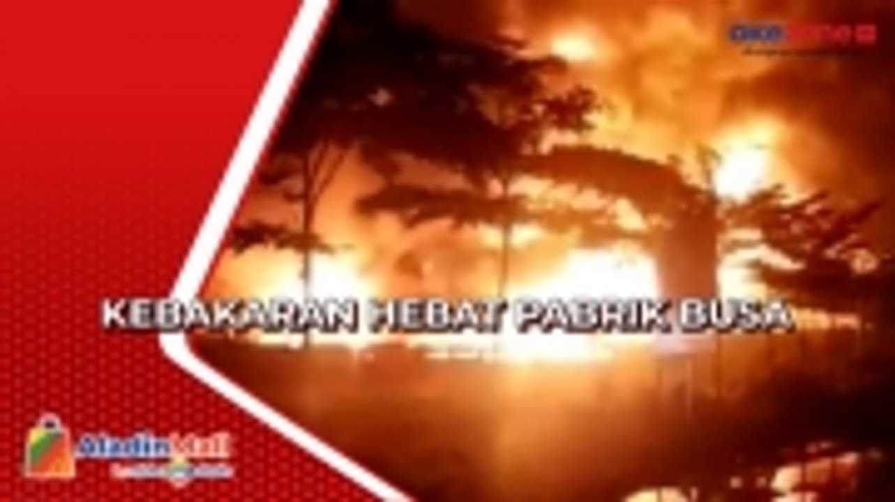 Kebakaran Hebat Melanda Pabrik Busa di Cirebon