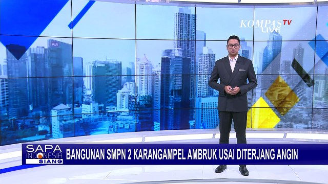 Bangunan SMPN 2 Karangampel Indramayu Ambruk Usai Diterjang Angin Kencang
