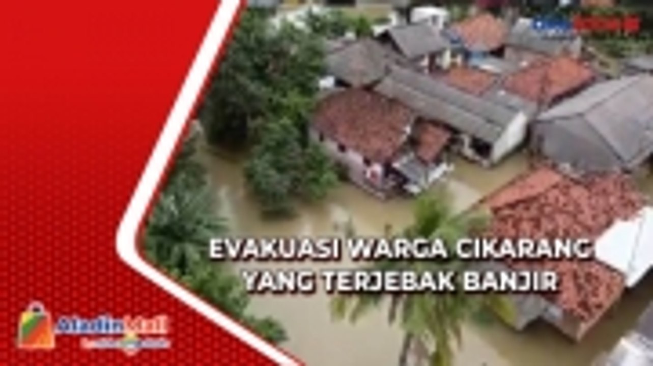 Gegara Gang Sempit, Petugas Relawan Bencana Kesulitan Evakuasi Warga Cikarang yang Terjebak Banjir