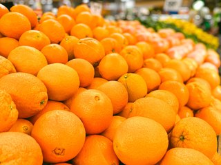 Orange Shortage Alert: Why Prices Are Skyrocketing 🍊