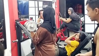 latihan gym untuk janda