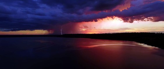 Meu Rio Vermelho | movie | 2016 | Official Trailer