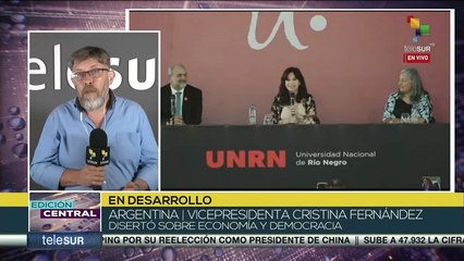 Vicepresidenta argentina disertó sobre economía y democracia en la Universidad Nacional de Río Negro